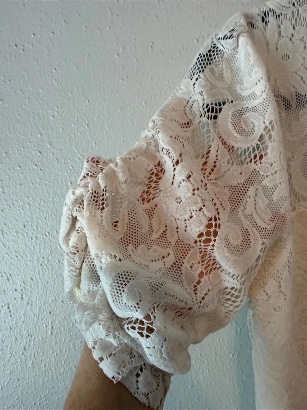 Anthropologie floaty lace